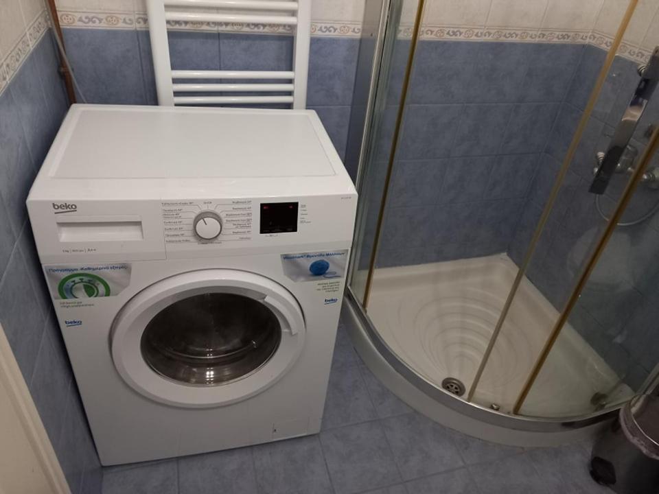 Arthome1 *
